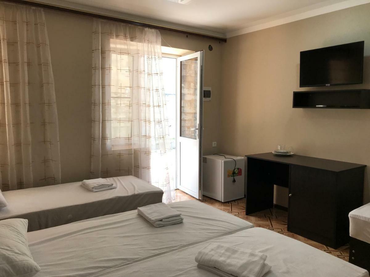 Ainar Otel Gagra Dış mekan fotoğraf
