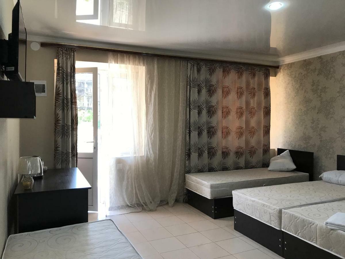 Ainar Otel Gagra Dış mekan fotoğraf