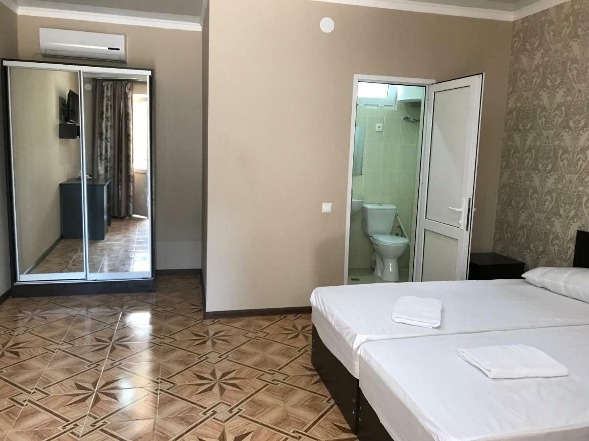 Ainar Otel Gagra Dış mekan fotoğraf